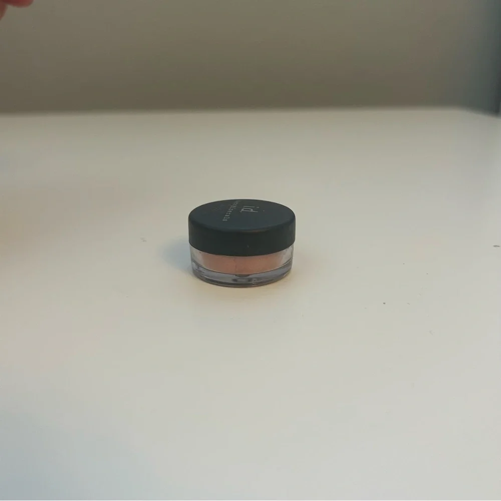 Bare minerals strawberry daiquiri loose eye color eye shadow